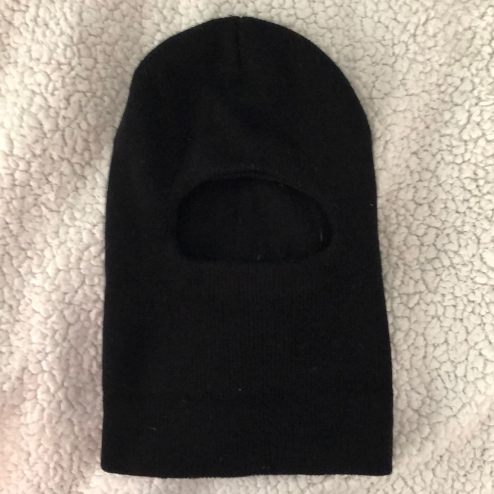 Ski mask